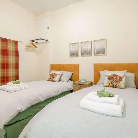 3 Bed In Whitby 90809 Holiday home