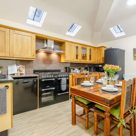 펜션 3 Bed In Whitby 90809 Aislaby