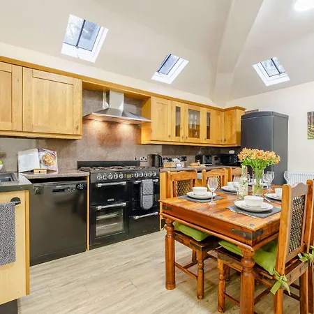Prázdninový dům 3 Bed In Whitby 90809 Aislaby
